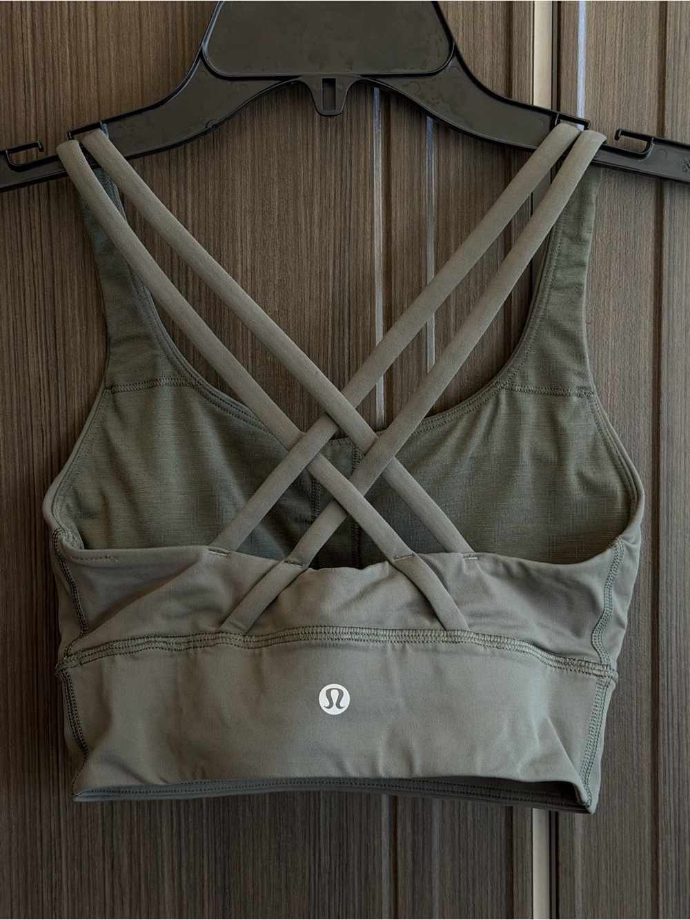 Lululemon Energy Longline Bra *Medium Support Size 2
Rainforest Green